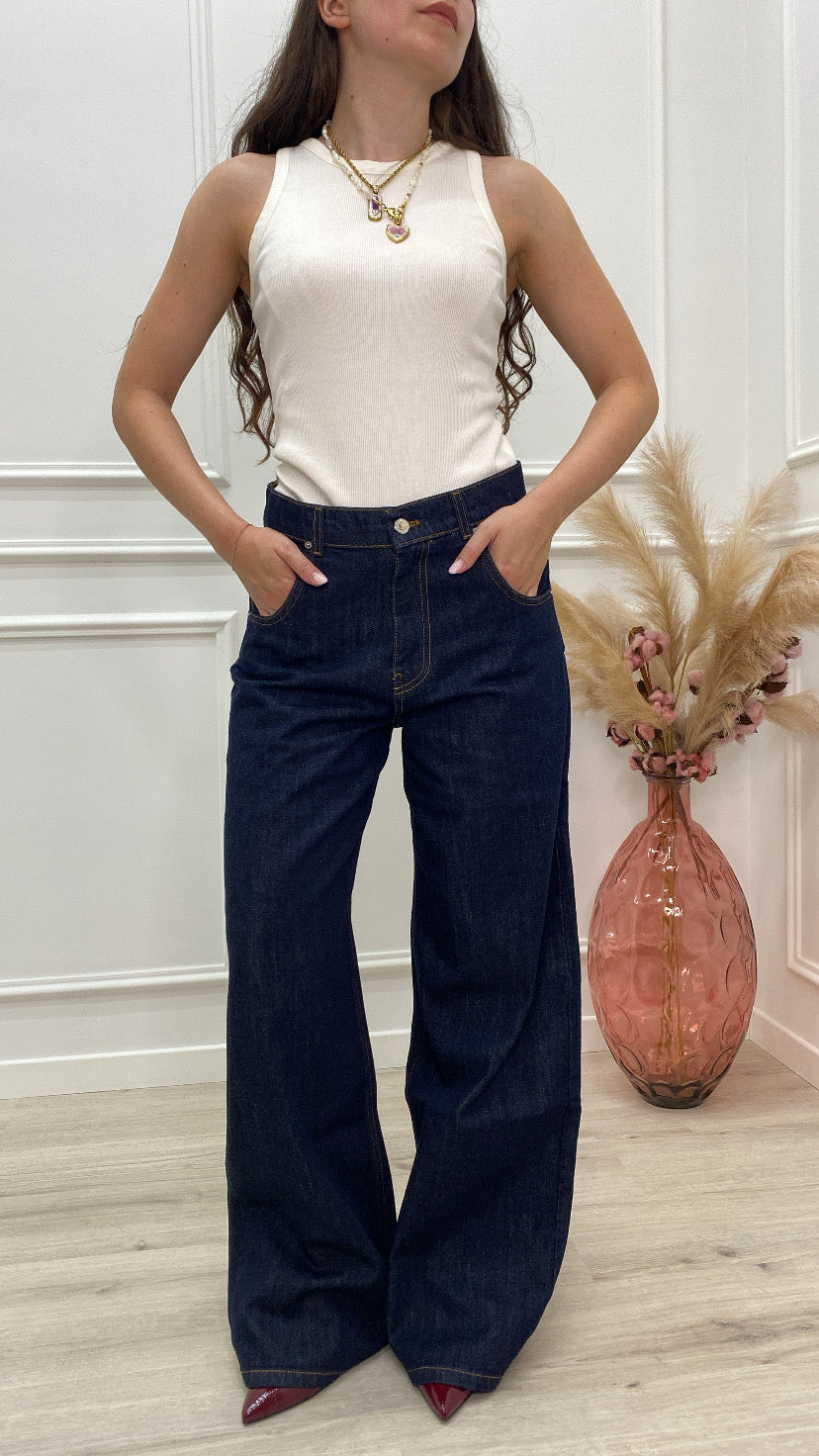 Denim “Mia” Vicolo