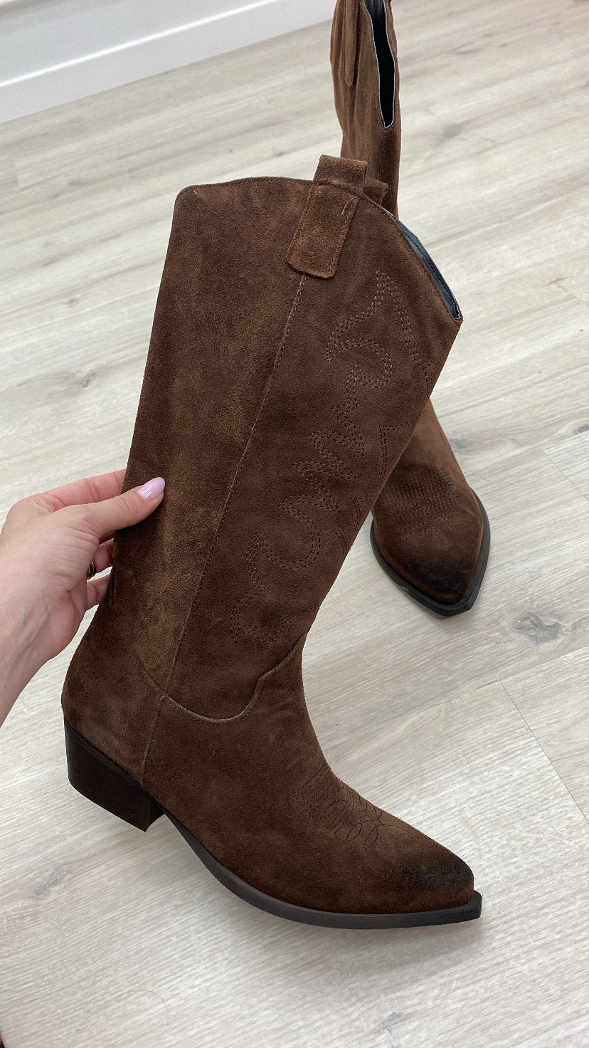 Camperos Divine Follie