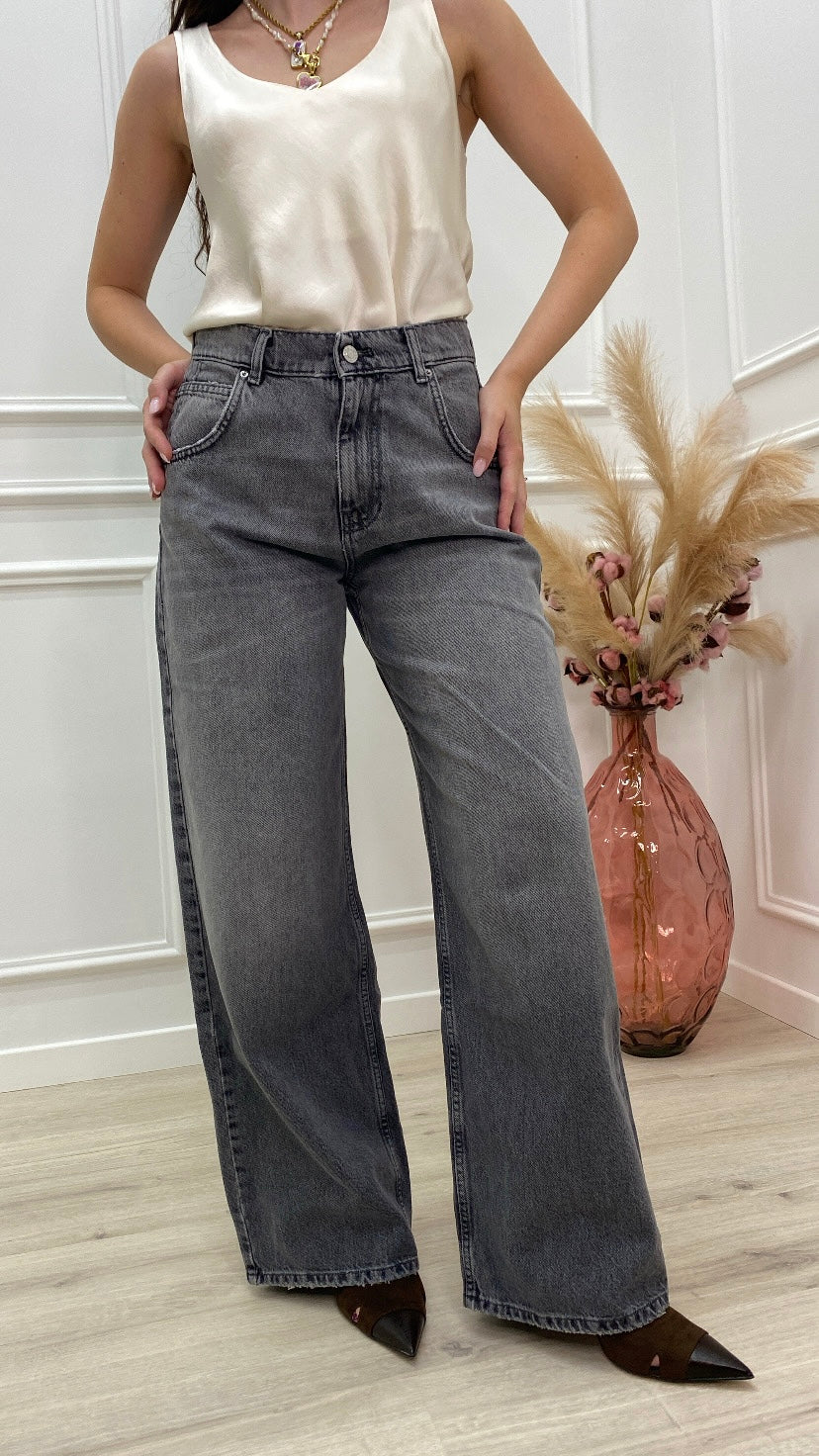 Denim “Mia” Vicolo