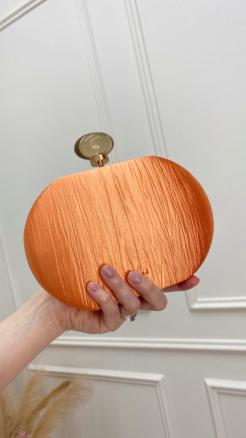 Clutch Nalì