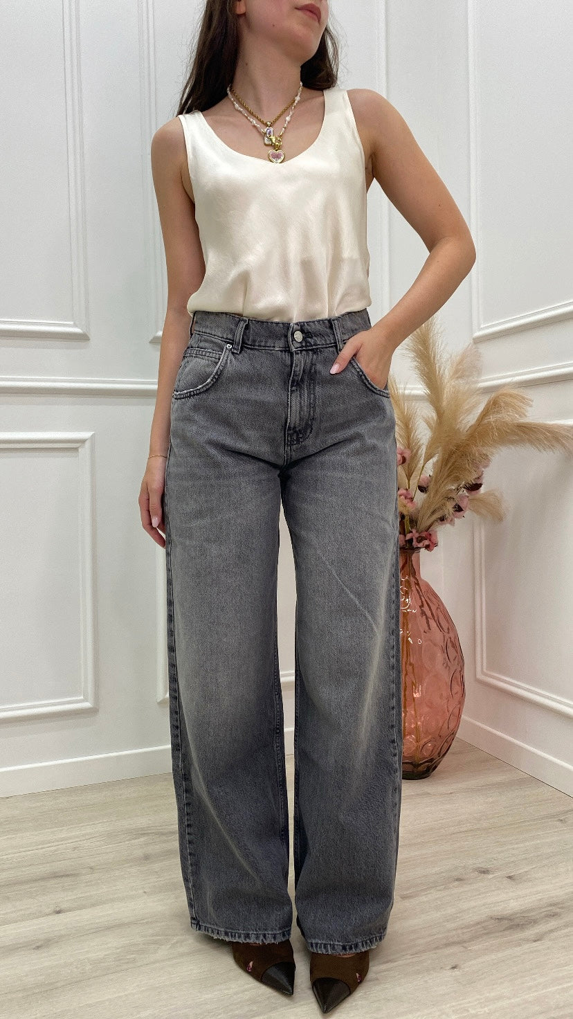 Denim “Mia” Vicolo